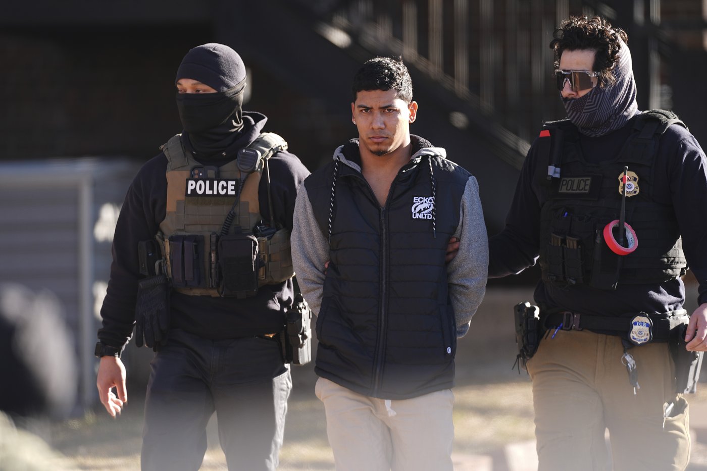 US border czar blames leaks for hindering immigration raids in Colorado suburb spotlighted by Trump | iNFOnews.ca