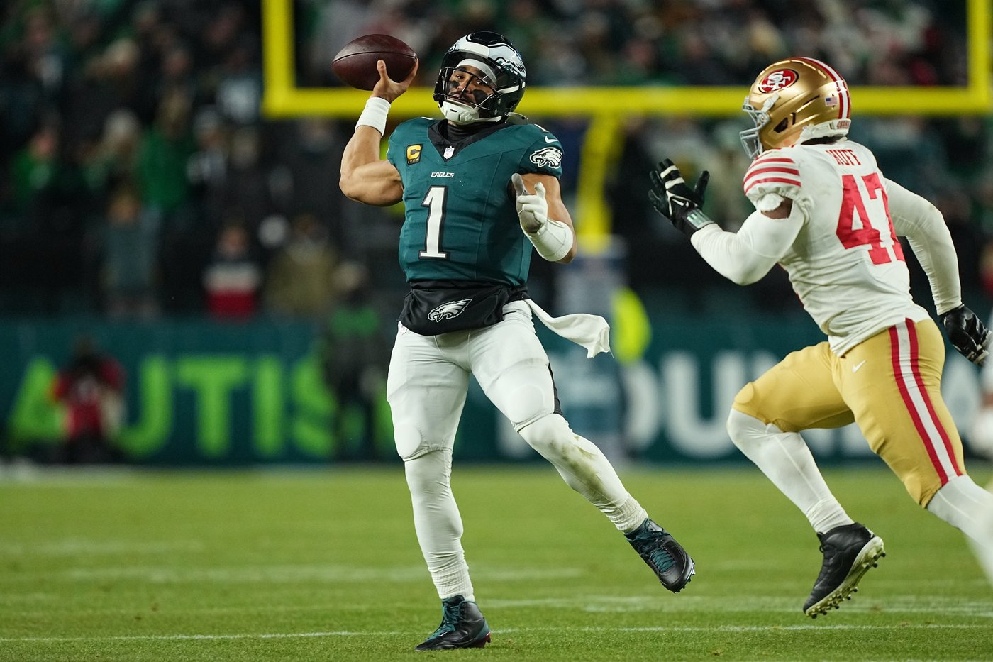 Eagles' season-long issues apparent in playoff loss to 49ers, sideline spat between Sirianni, Brown | iNFOnews.ca Eagles' season-long issues apparent in playoff loss to 49ers, sideline spat between Sirianni, Brown | iNFOnews.ca