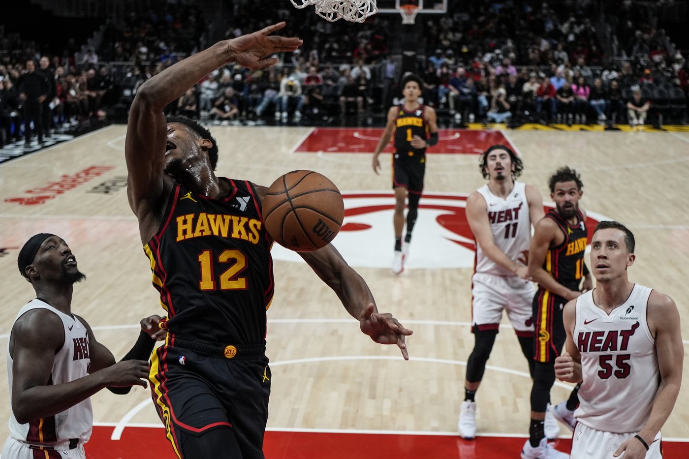 Jalen Johnson scores 28 to lead the Hawks over the Heat 120-110 | iNFOnews.ca Jalen Johnson scores 28 to lead the Hawks over the Heat 120-110 | iNFOnews.ca