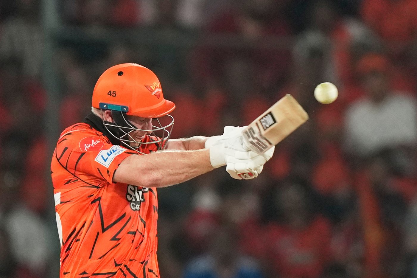 Hyderabad moves atop IPL with 33-run win over Punjab as Connolly's century goes in vain | iNFOnews.ca