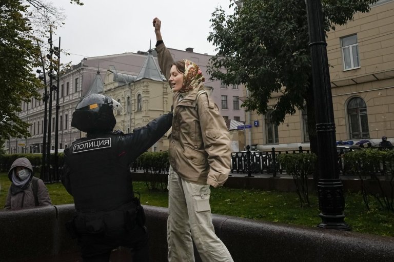 UN human rights expert says Russia steps up repression to silence opposition to war in Ukraine | iNFOnews.ca