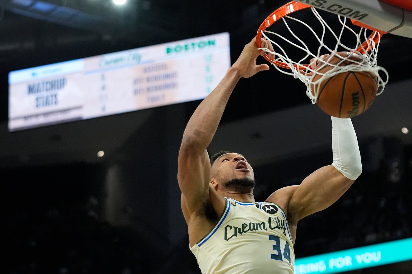 Giannis Antetokounmpo returns and says he can't rush back from injuries at age 31 | iNFOnews.ca