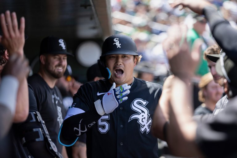 Munetaka Murakami homers and White Sox go deep 4 times to back Noah Schultz in 7-4 win over A's | iNFOnews.ca