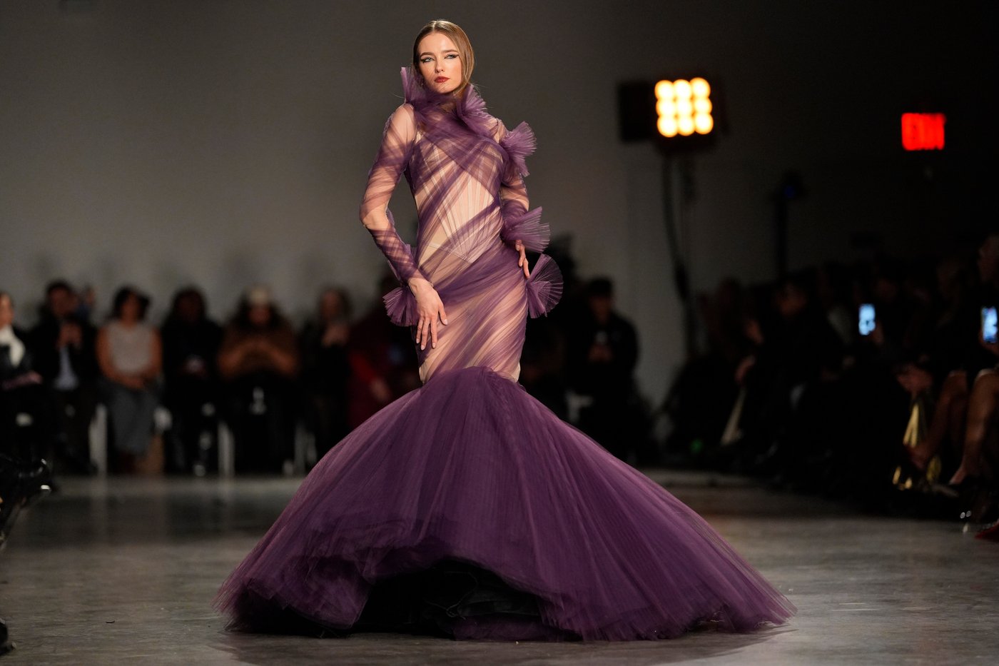 Christian Siriano invites New York Fashion Week guests into his surrealist dream | iNFOnews.ca