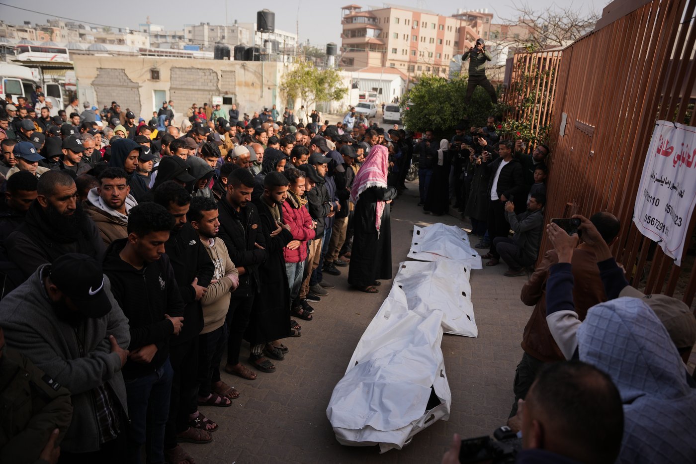 Gaza's Nasser Hospital condemns MSF decision to suspend most services | iNFOnews.ca