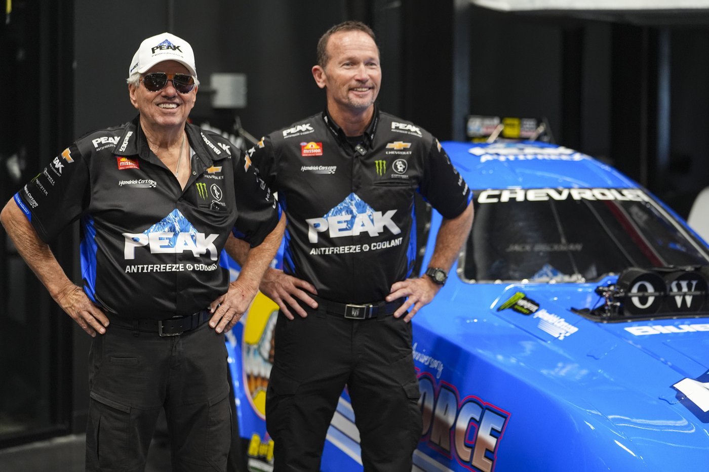 John Force's charisma and demeanor remain undaunted despite long, tough recovery from horrific crash | iNFOnews.ca John Force's charisma and demeanor remain undaunted despite long, tough recovery from horrific crash | iNFOnews.ca