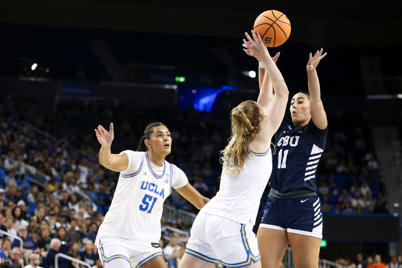 UCLA women clamp down after halftime, steamroll Cal Baptist 96-43 in March Madness | iNFOnews.ca UCLA women clamp down after halftime, steamroll Cal Baptist 96-43 in March Madness | iNFOnews.ca