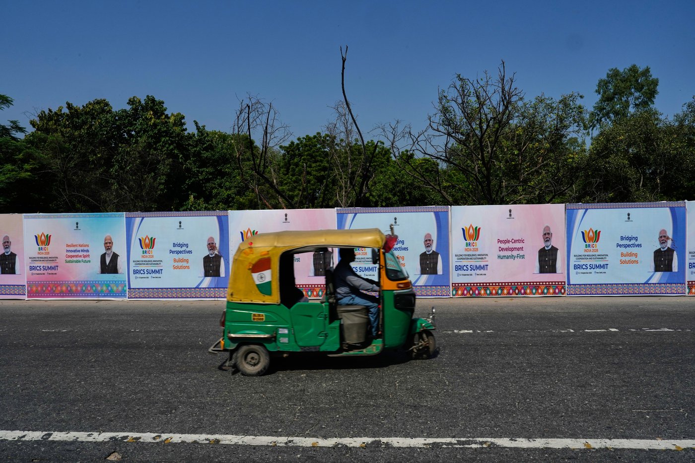 New Delhi residents face traffic chaos as India prepares to host BRICS summit | iNFOnews.ca New Delhi residents face traffic chaos as India prepares to host BRICS summit | iNFOnews.ca