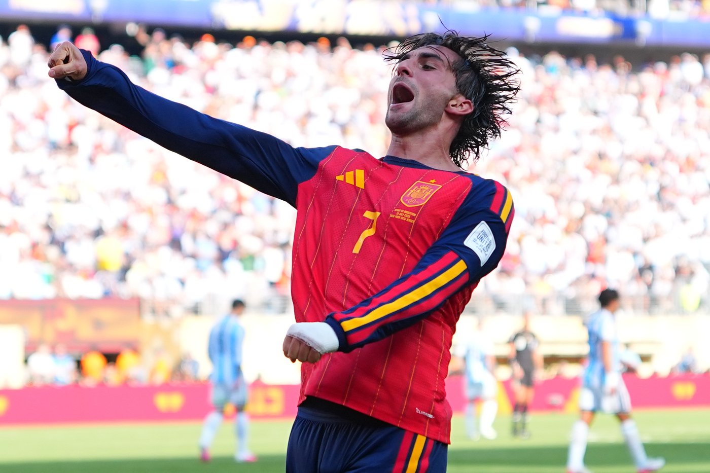 PSG bolsters star-studded attack by signing World Cup winner Ferran Torres from Barcelona | iNFOnews.ca