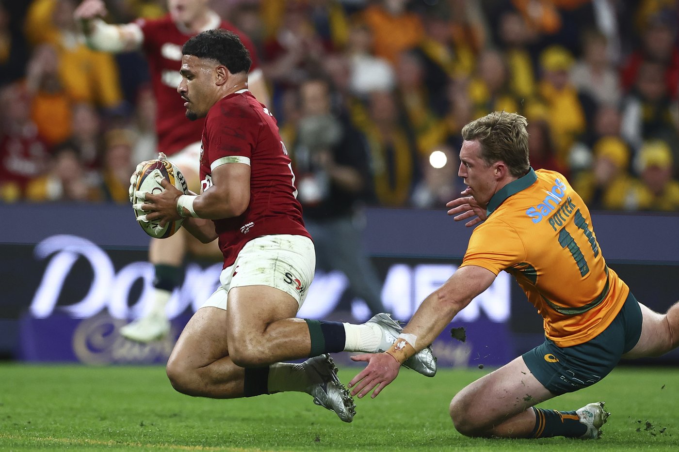 British and Irish Lions dominate early and hang on for a 27-19 win over Australia | iNFOnews.ca