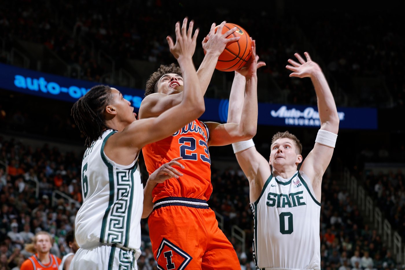 Jeremy Fears' 26 points and 15 assists help No. 10 Michigan State beat No. 5 Illinois 85-82 in OT | iNFOnews.ca Jeremy Fears' 26 points and 15 assists help No. 10 Michigan State beat No. 5 Illinois 85-82 in OT | iNFOnews.ca