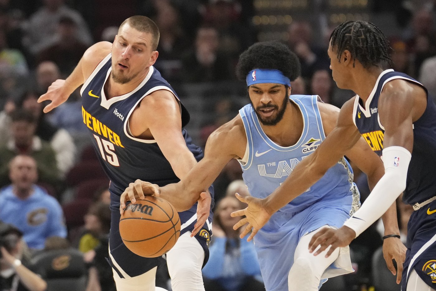 Donovan Mitchell scores 28 as Cavaliers improve to 13-1 at home by beating Jokic and Nuggets 126-114 | iNFOnews.ca Donovan Mitchell scores 28 as Cavaliers improve to 13-1 at home by beating Jokic and Nuggets 126-114 | iNFOnews.ca