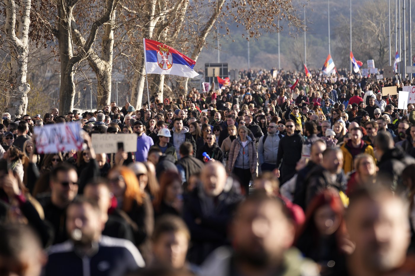 Serbia's students lead Danube bridge blockades as protest draws tens of thousands calling for change | iNFOnews.ca