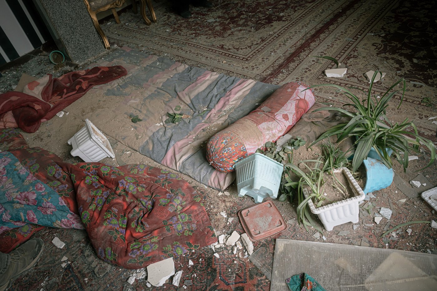 Photos show destruction in northwest Iran after strike hits a residential building | iNFOnews.ca