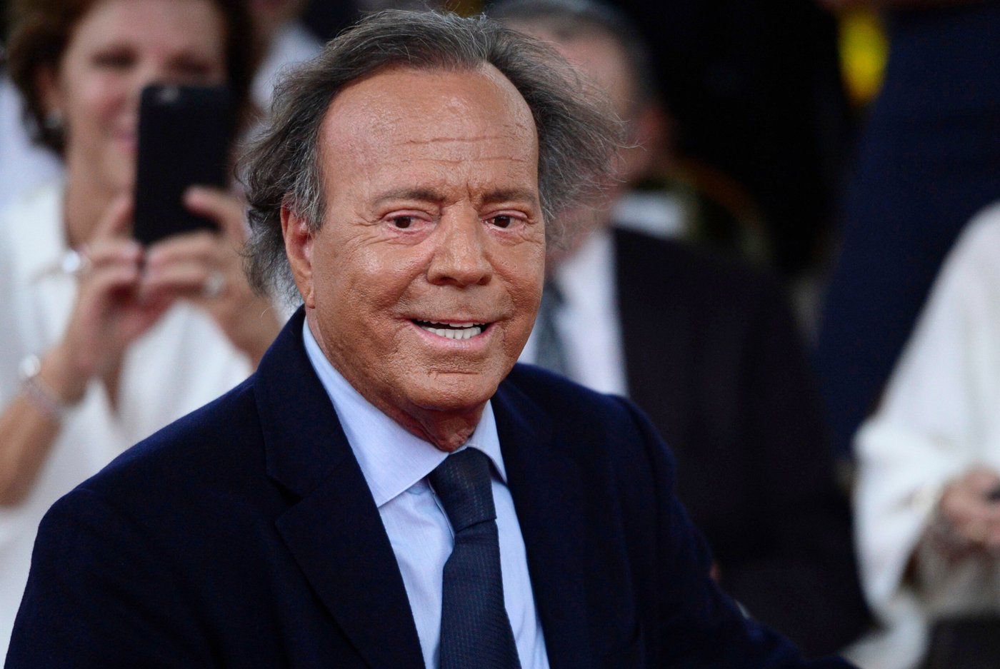 Julio Iglesias calls sexual abuse allegations against him 'absolutely untrue' | iNFOnews.ca