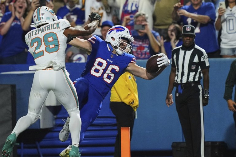 Dolphins' struggling defense hoping for improved physicality in Monday night matchup with Jets | iNFOnews.ca