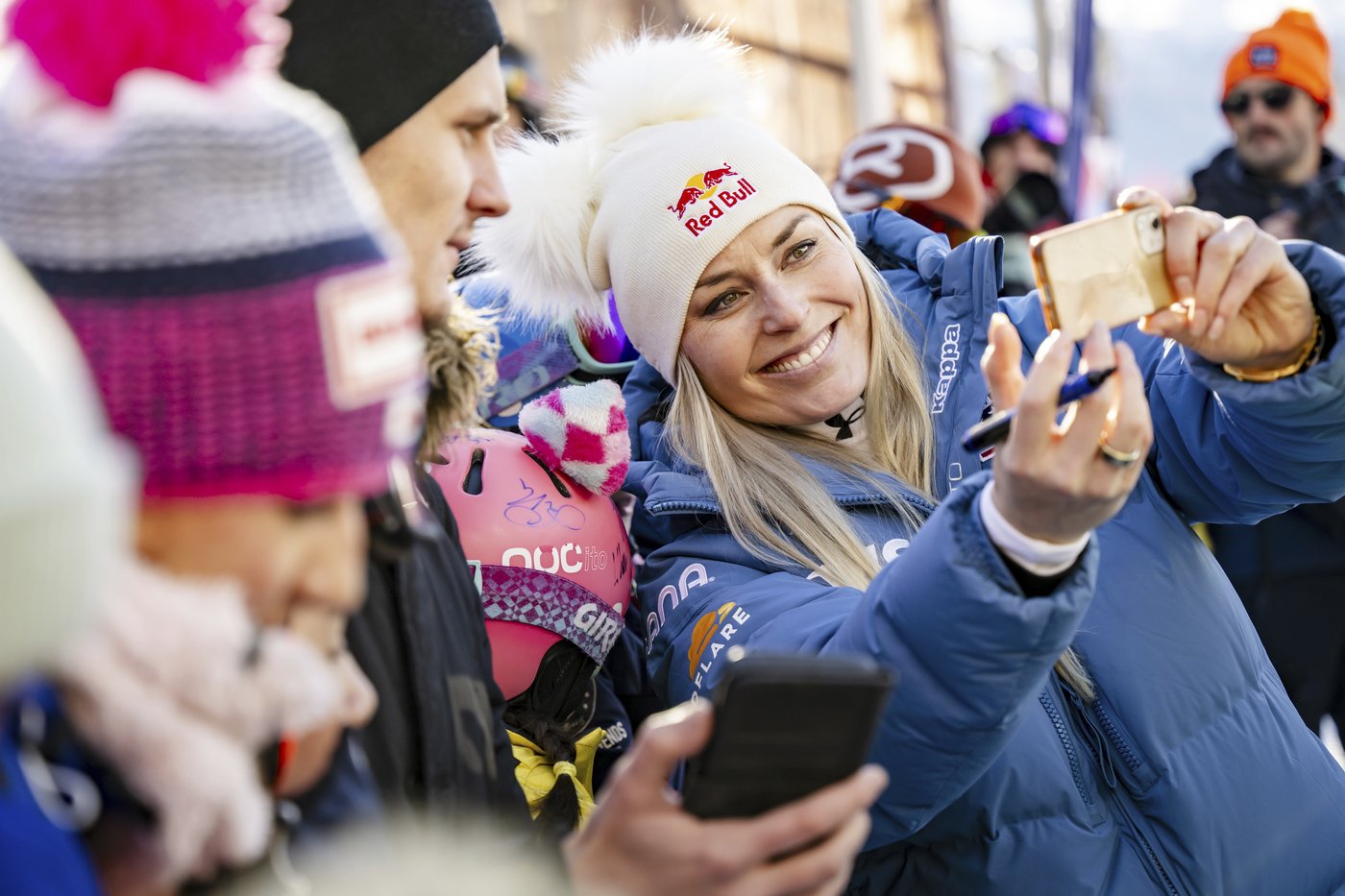 Lindsey Vonn takes a low-risk approach, 14th in her return to World Cup skiing at age 40 | iNFOnews.ca Lindsey Vonn takes a low-risk approach, 14th in her return to World Cup skiing at age 40 | iNFOnews.ca