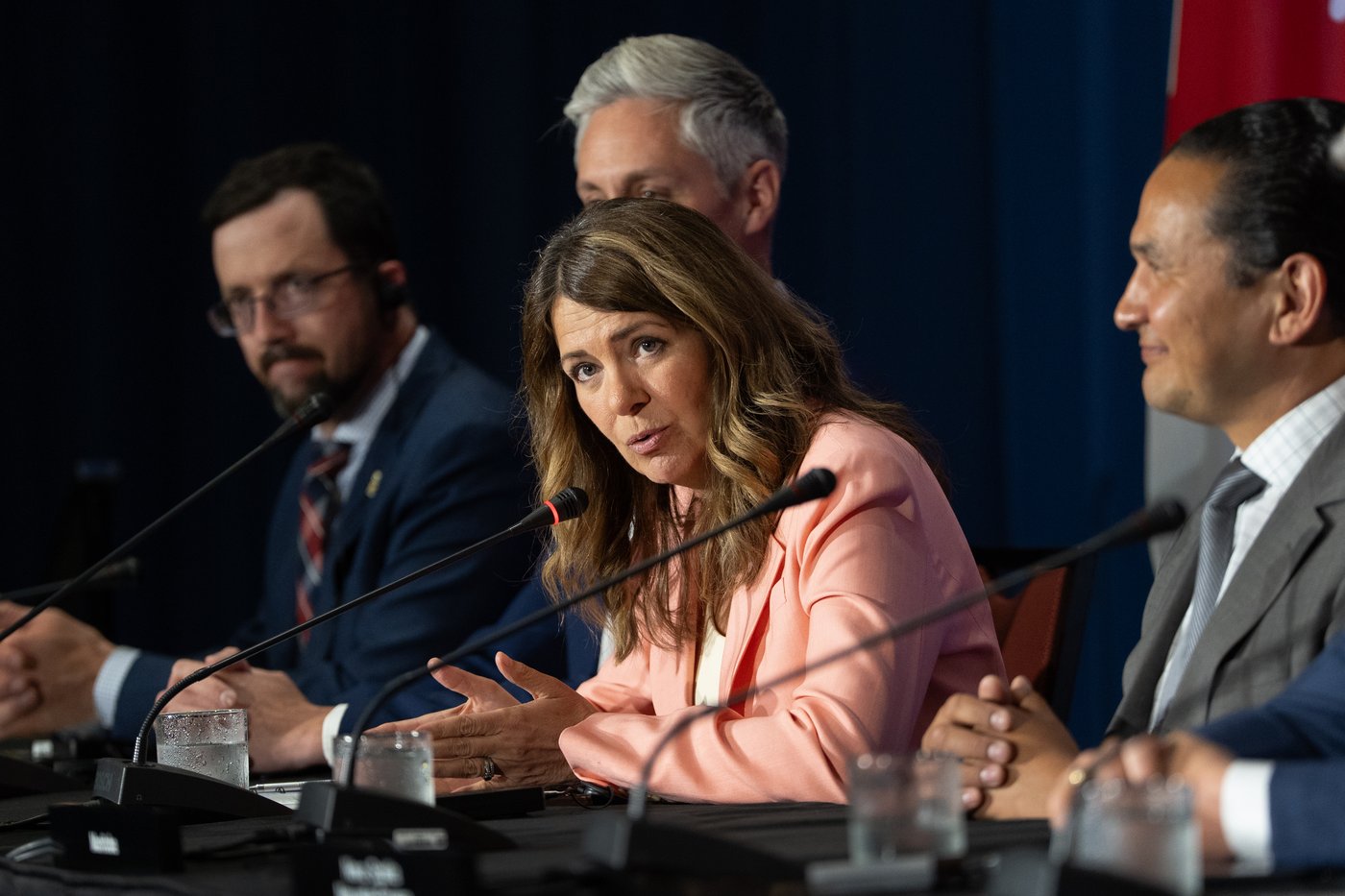 Premiers tout unity ahead of P.E.I. talks with Carney, 'bullish' on U.S. trade deal | iNFOnews.ca Premiers tout unity ahead of P.E.I. talks with Carney, 'bullish' on U.S. trade deal | iNFOnews.ca
