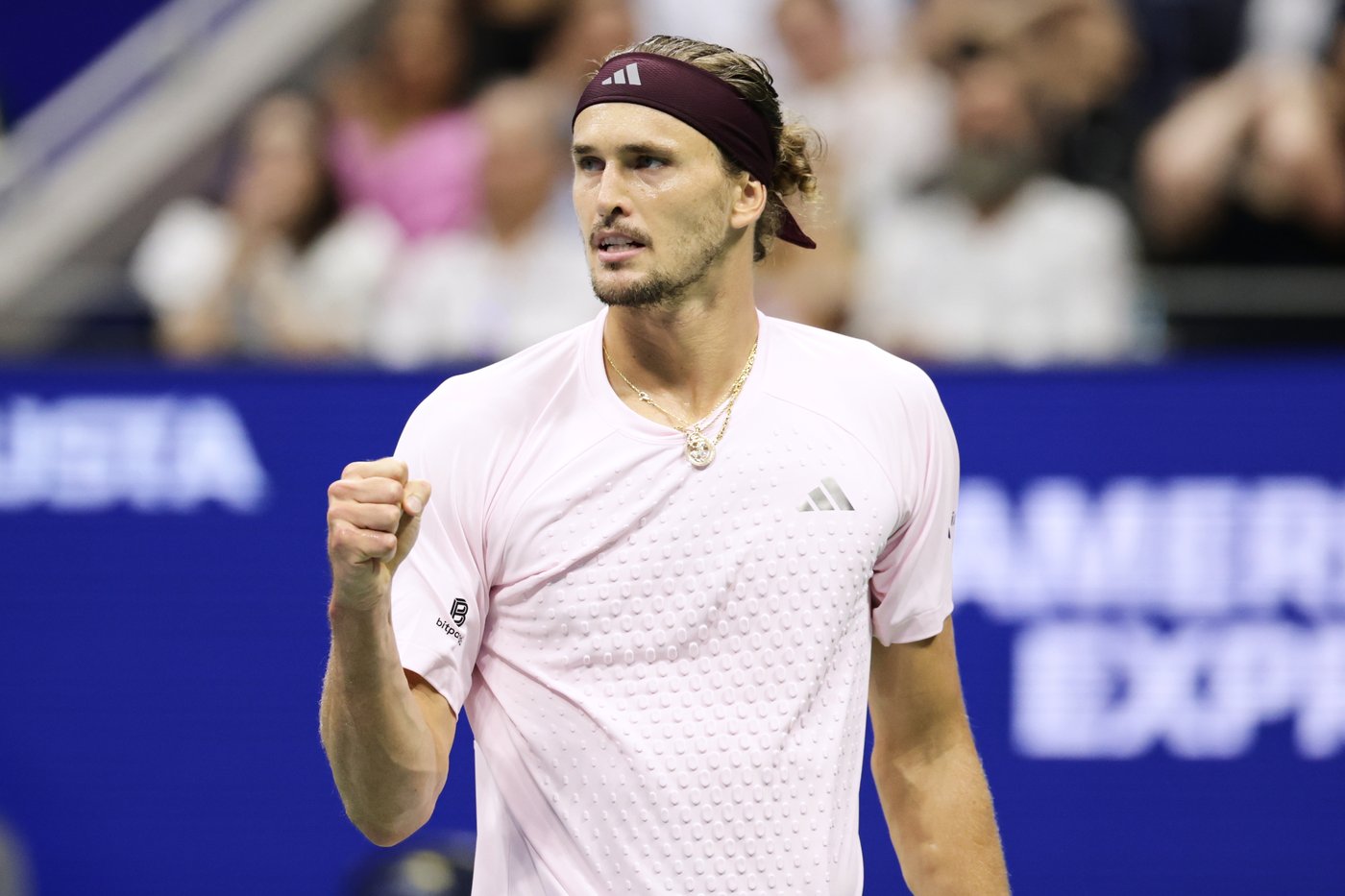 No. 1 Zverev reaches US Open semifinals and will face Khachanov after Blockx's injuries | iNFOnews.ca No. 1 Zverev reaches US Open semifinals and will face Khachanov after Blockx's injuries | iNFOnews.ca