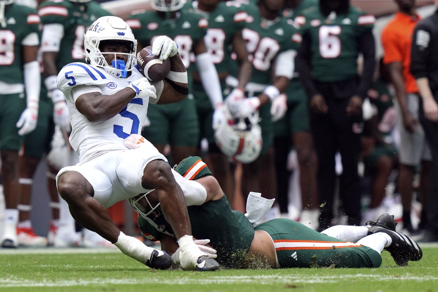 Ward and Restrepo rewrite the record book, and No. 5 Miami rallies to down Duke 53-31 | iNFOnews.ca Ward and Restrepo rewrite the record book, and No. 5 Miami rallies to down Duke 53-31 | iNFOnews.ca