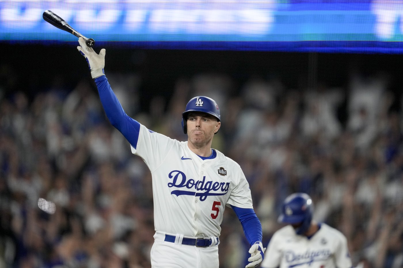 Freddie Freeman's World Series grand slam sparks a joyous family moment in a difficult year | iNFOnews.ca
