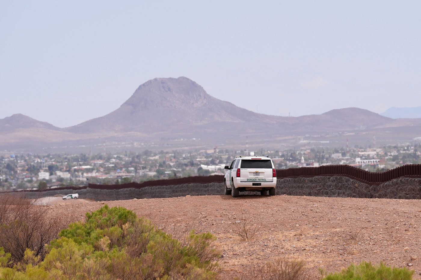 Trump administration starts building border wall project in Arizona over tribe's objections | iNFOnews.ca Trump administration starts building border wall project in Arizona over tribe's objections | iNFOnews.ca