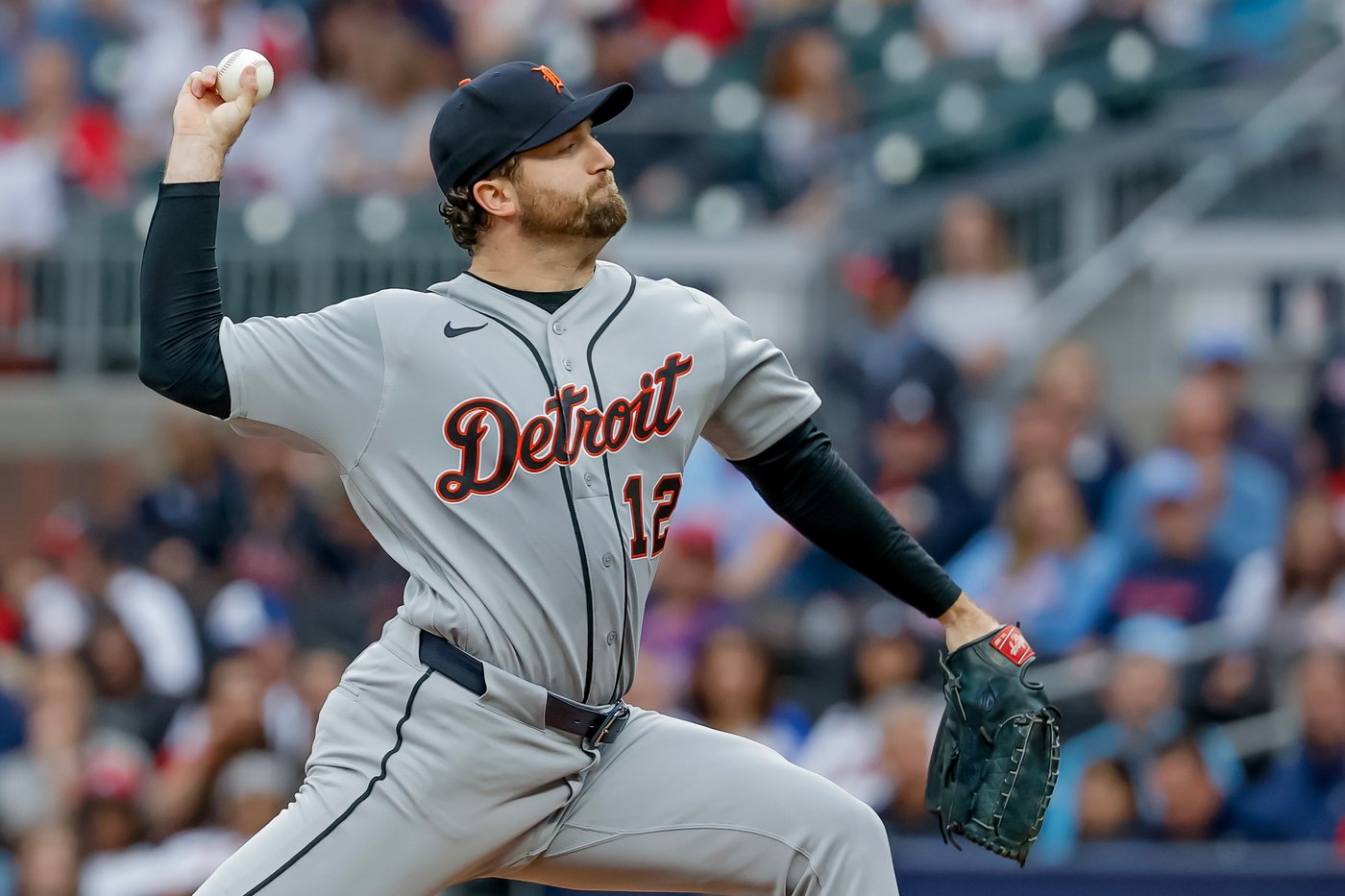 Tigers' Casey Mize exits vs. Braves with groin tightness and Javier Báez leaves with foot injury | iNFOnews.ca