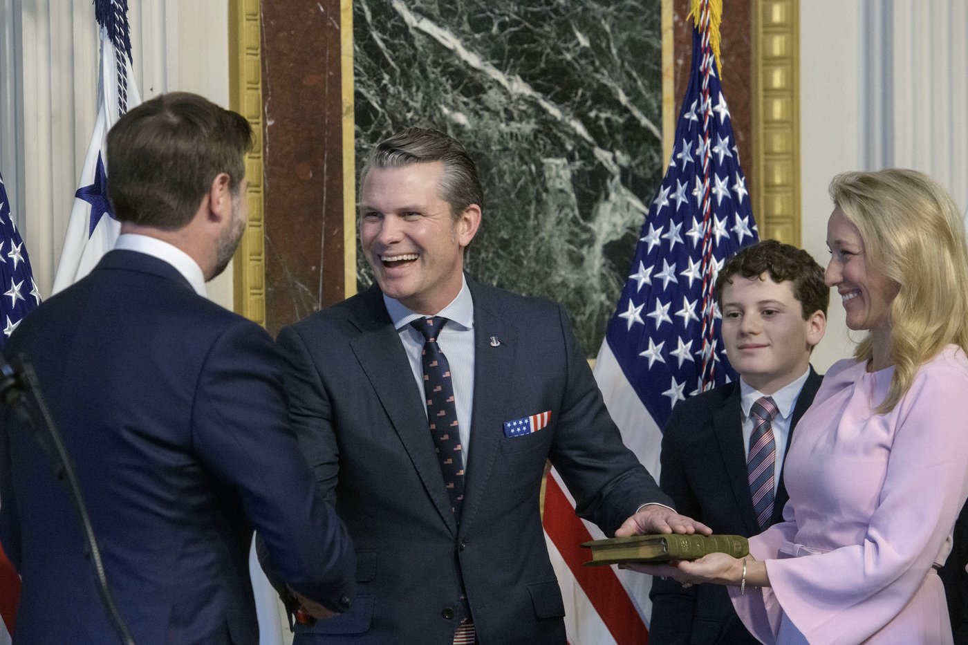 Hegseth is quickly sworn in as defense secretary after dramatic Senate vote | iNFOnews.ca