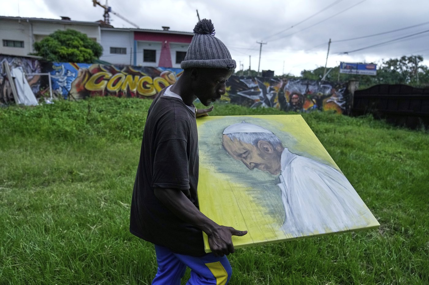 PHOTO COLLECTION: Depictions of Pope Francis | iNFOnews.ca