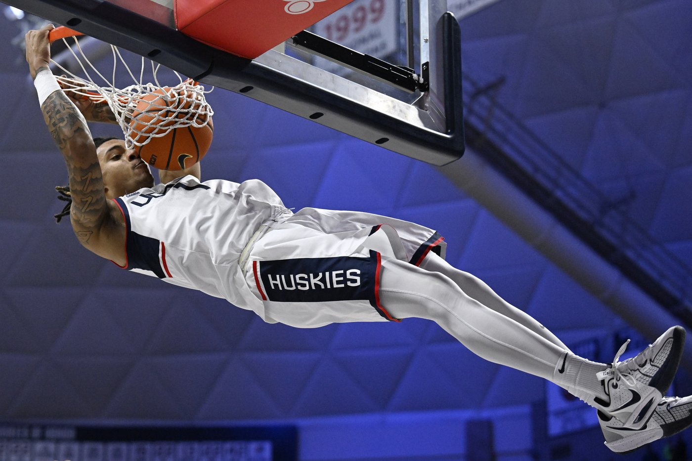 Solo Ball scores 12 points as No. 2 UConn beats East Texas A&M 81-46 | iNFOnews.ca Solo Ball scores 12 points as No. 2 UConn beats East Texas A&M 81-46 | iNFOnews.ca