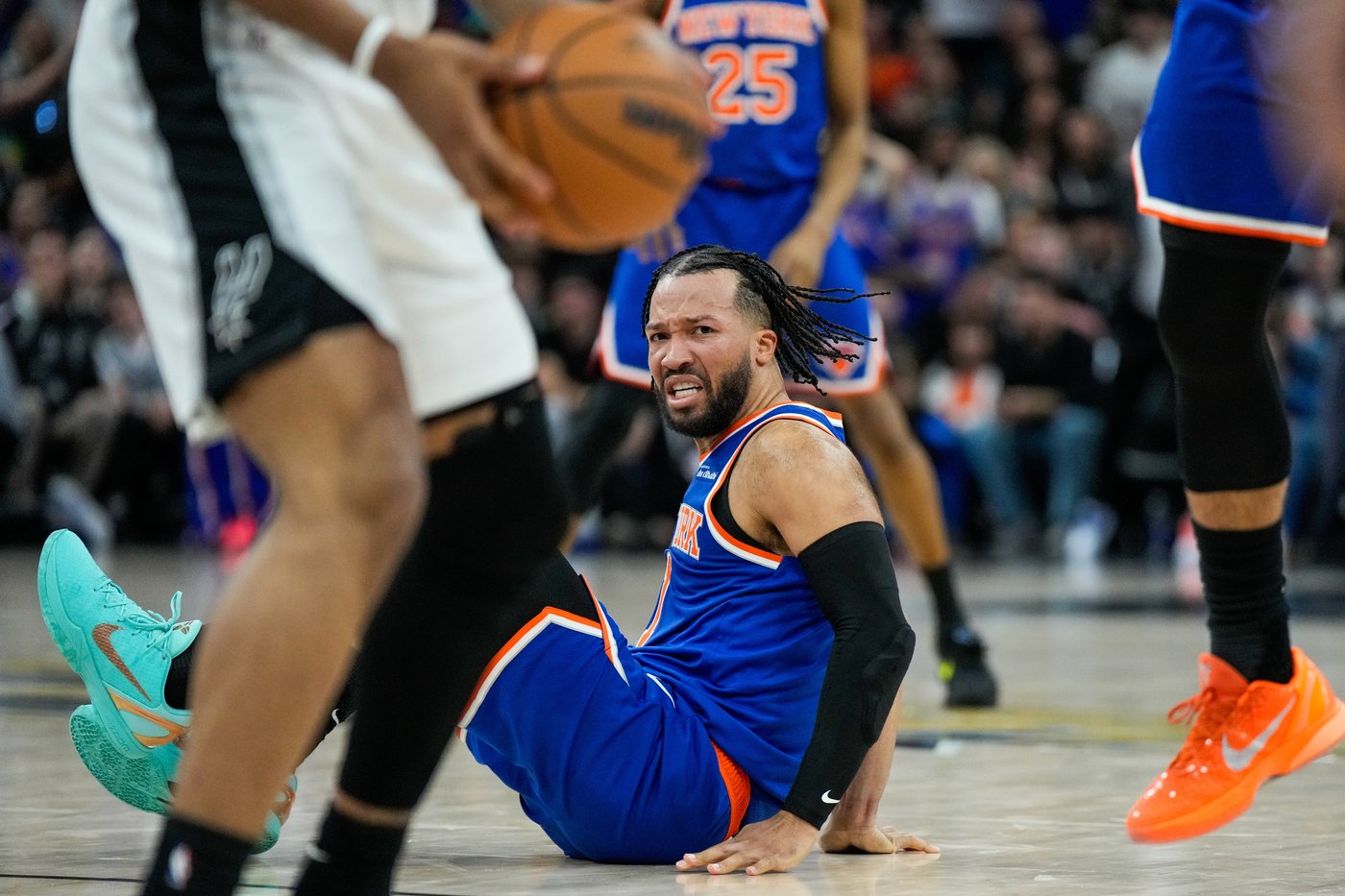 Brunson scores 45 and The Comeback Knicks are NBA champions after beating Spurs 94-90 | iNFOnews.ca Brunson scores 45 and The Comeback Knicks are NBA champions after beating Spurs 94-90 | iNFOnews.ca