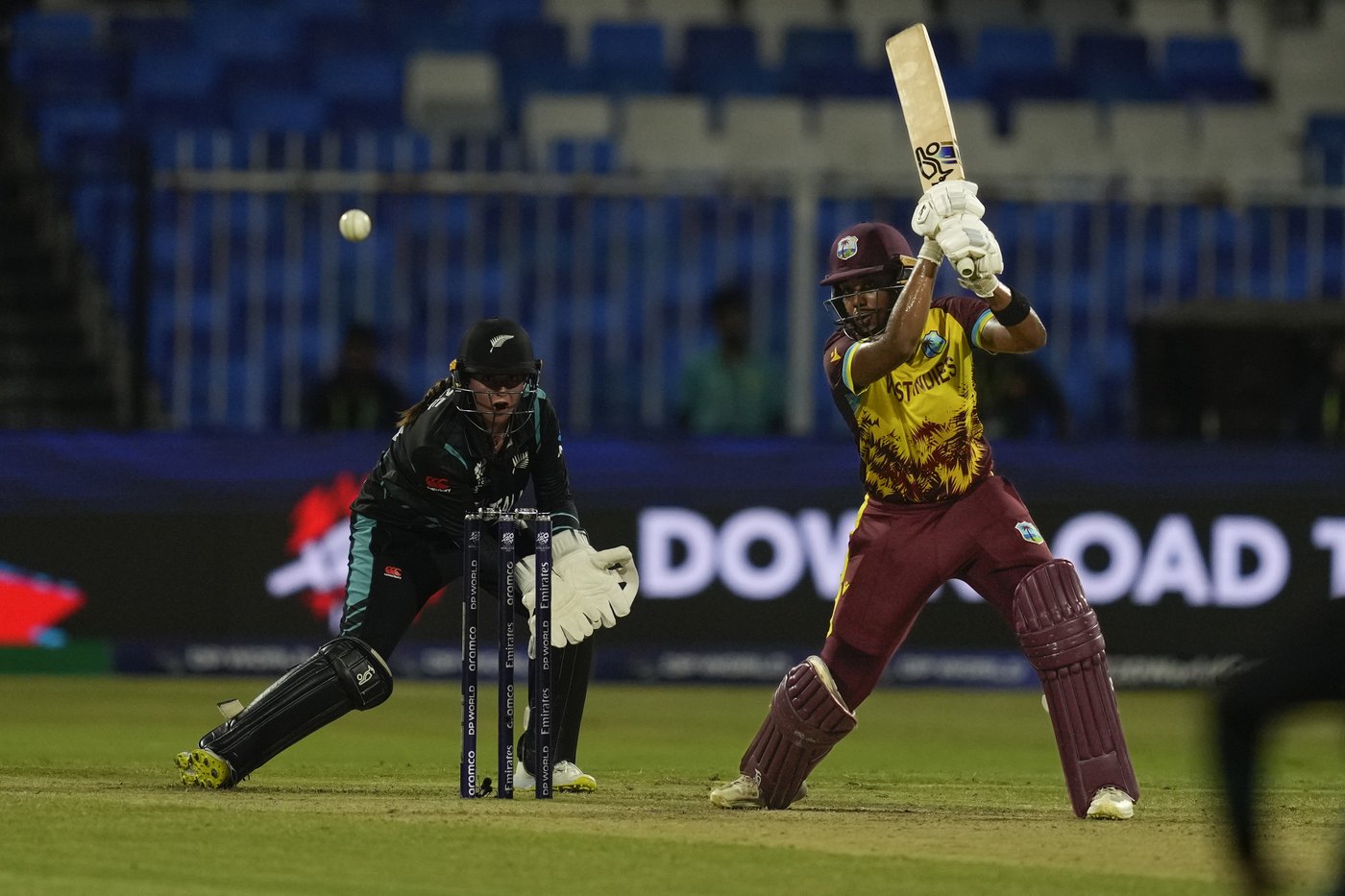 New Zealand survives anxious last over to beat West Indies and reach Women’s T20 World Cup final | iNFOnews.ca