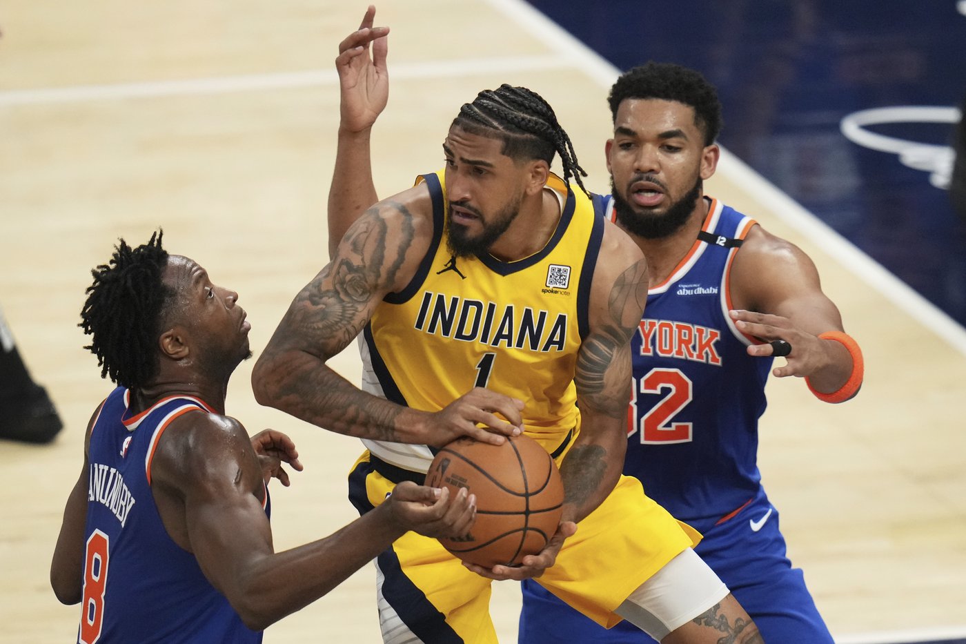 Knicks charge back from 20 points down, beat Pacers 106-100 to cut series deficit to 2-1 | iNFOnews.ca Knicks charge back from 20 points down, beat Pacers 106-100 to cut series deficit to 2-1 | iNFOnews.ca