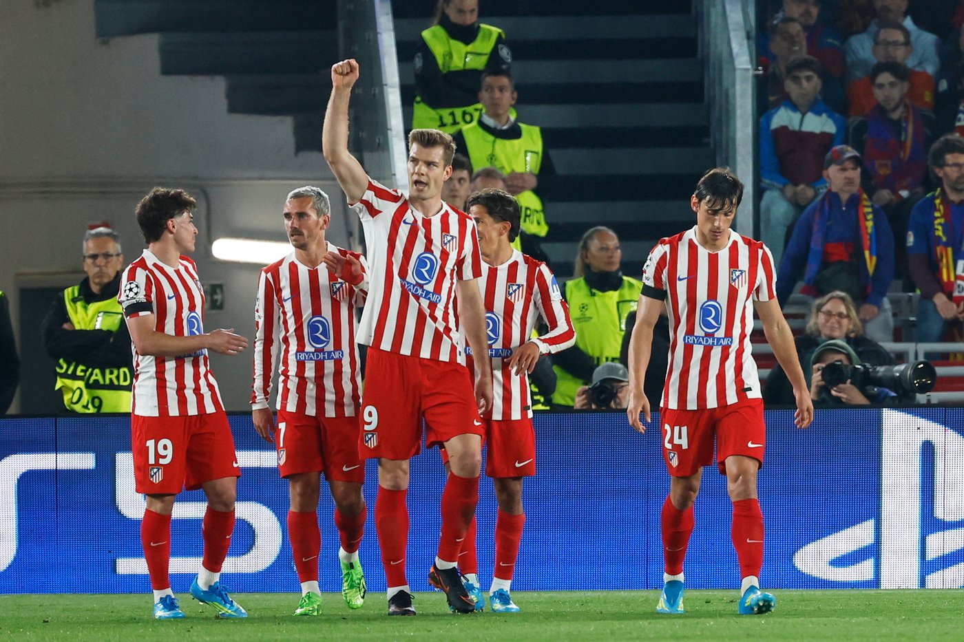 Atletico wins 2-0 at 10-man Barcelona in 1st leg of Champions League quarterfinal | iNFOnews.ca Atletico wins 2-0 at 10-man Barcelona in 1st leg of Champions League quarterfinal | iNFOnews.ca