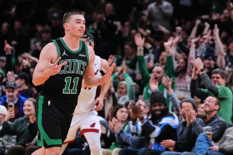 Celts rally from 22-point deficit to edge Heat, 98-96 | iNFOnews.ca