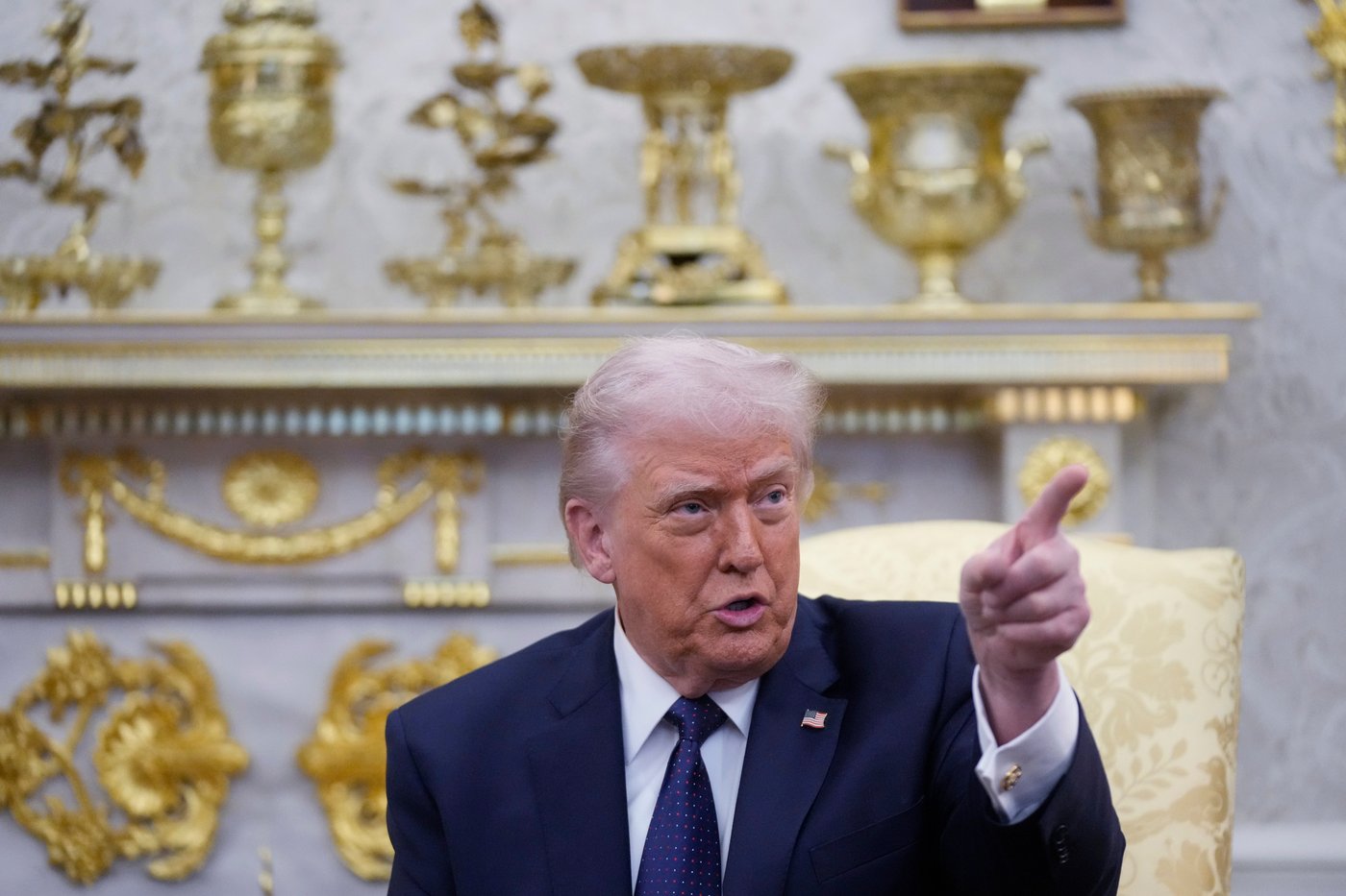 Trump says 'someone from within' Iranian regime might be best choice to lead once war ends | iNFOnews.ca