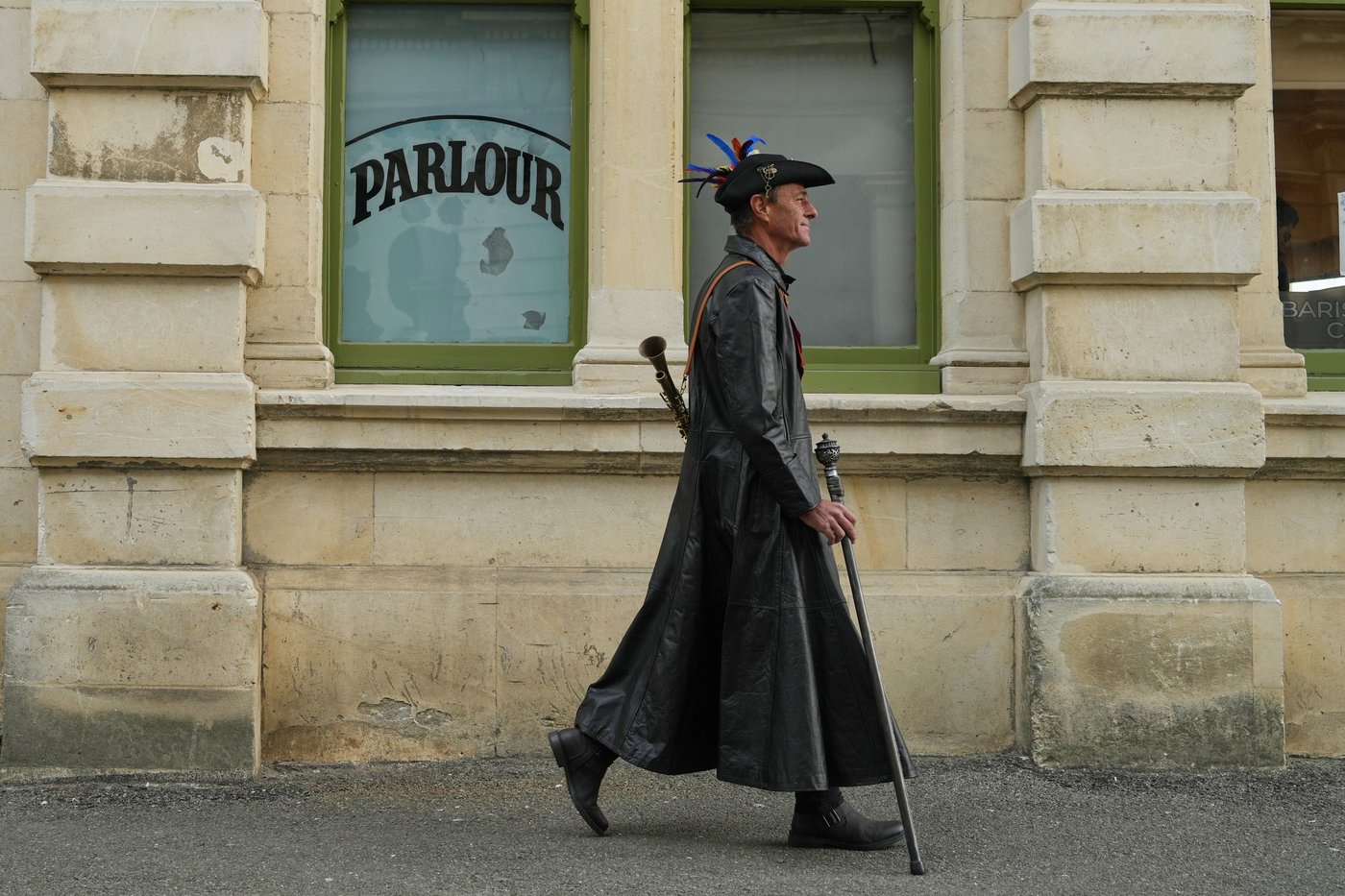 Photos show airship captains and Victorian inventors flocking to a New Zealand steampunk festival | iNFOnews.ca