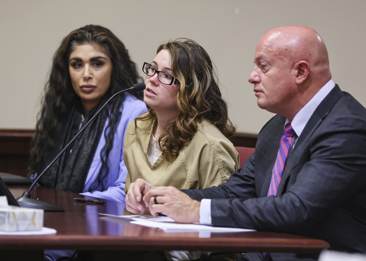 Movie armorer on Alec Baldwin's film 'Rust' pleads guilty to gun charge in separate case | iNFOnews.ca