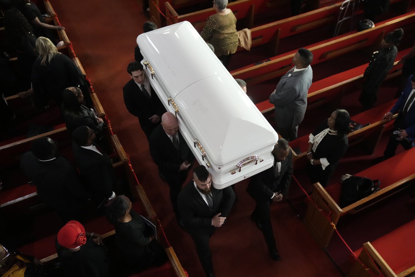 Cissy Houston mourned by Dionne Warwick, politicians and more at longtime church | iNFOnews.ca