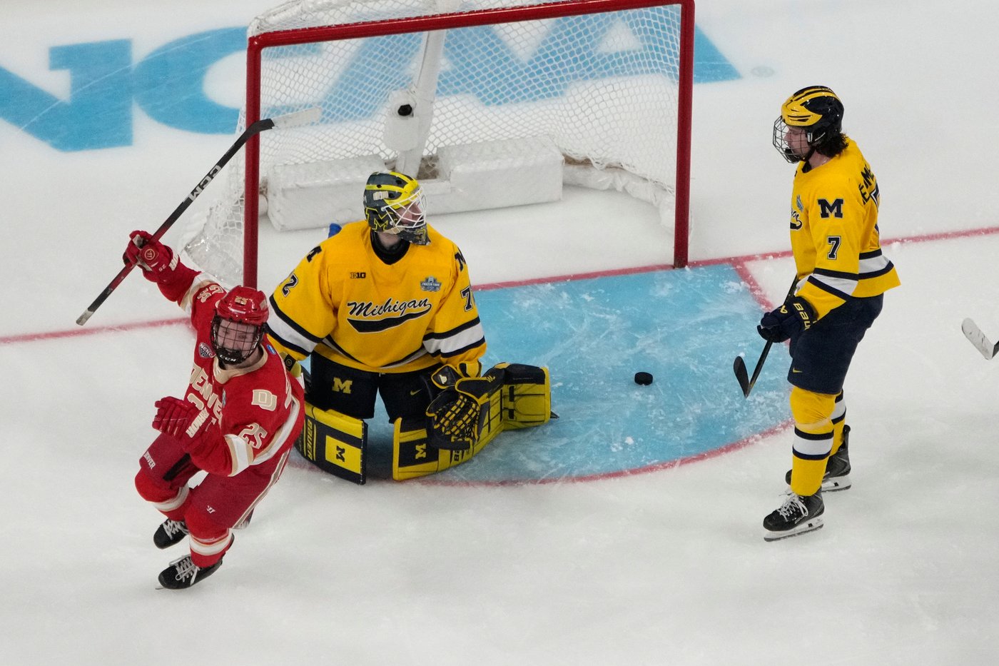 Kent Anderson’s 2-OT winner lifts Denver past Michigan 4-3 in Frozen Four thriller | iNFOnews.ca Kent Anderson’s 2-OT winner lifts Denver past Michigan 4-3 in Frozen Four thriller | iNFOnews.ca