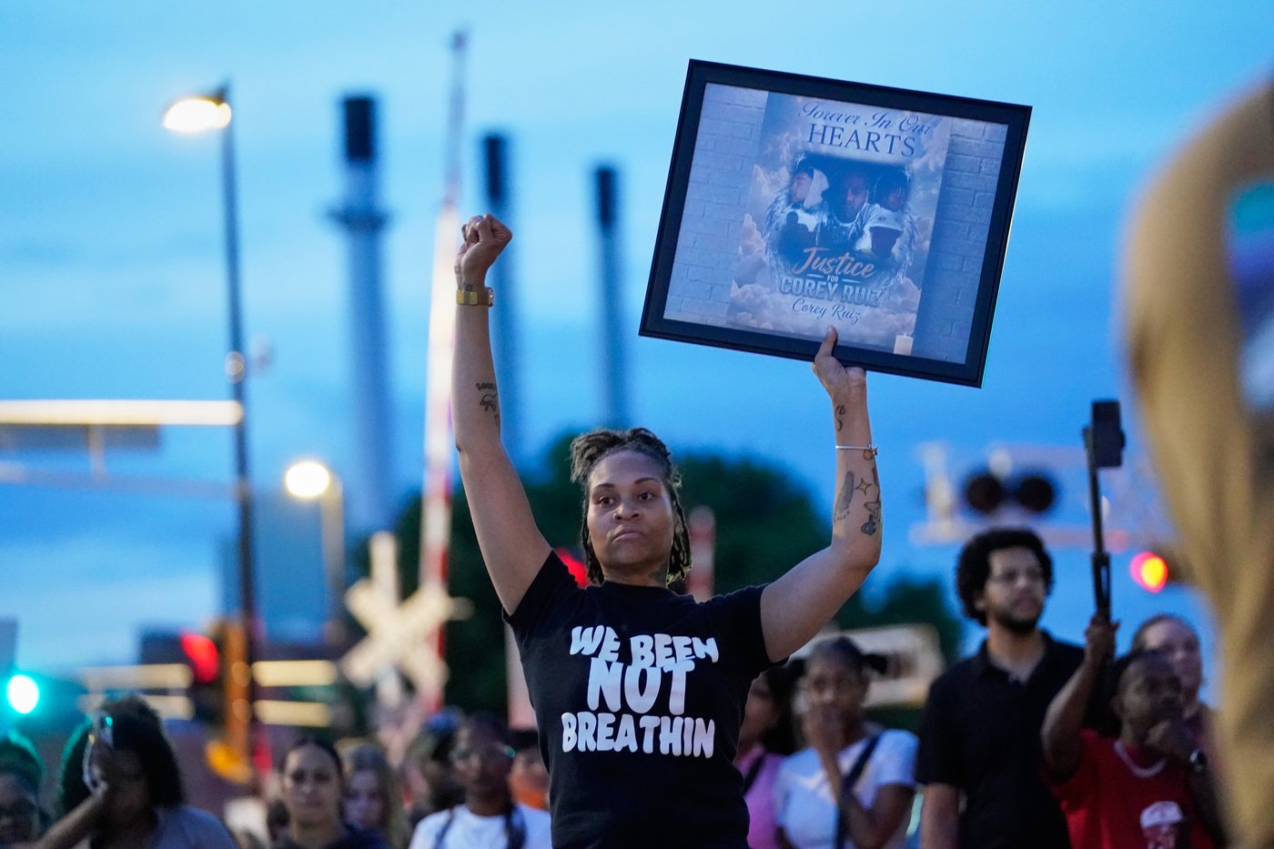 Authorities ID the officer who fatally shot a Black man on a bike in Madison, Wisconsin | iNFOnews.ca Authorities ID the officer who fatally shot a Black man on a bike in Madison, Wisconsin | iNFOnews.ca