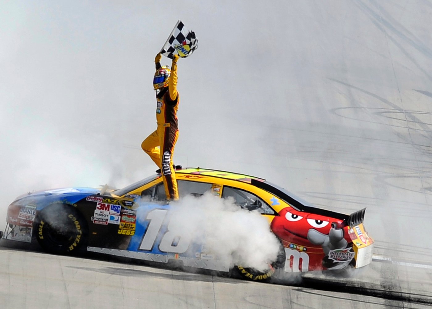 2-time NASCAR champ Kyle Busch dies at 41 after being hospitalized with a 'severe illness' | iNwheels