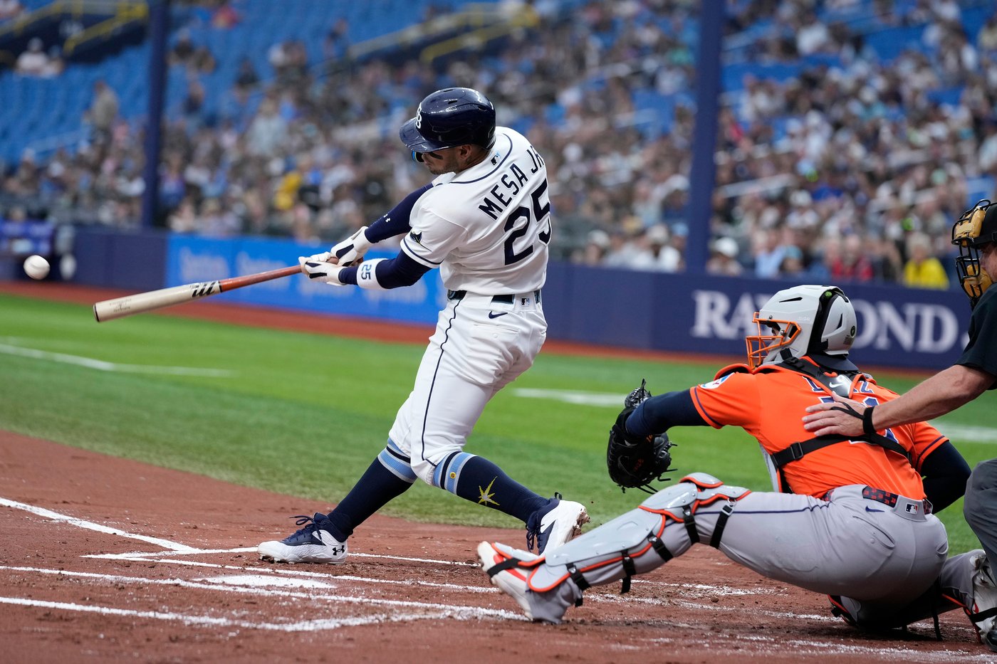 Freddy Peralta, Jonathan Aranda help Rays beat Astros 14-4 to sweep series | iNFOnews.ca