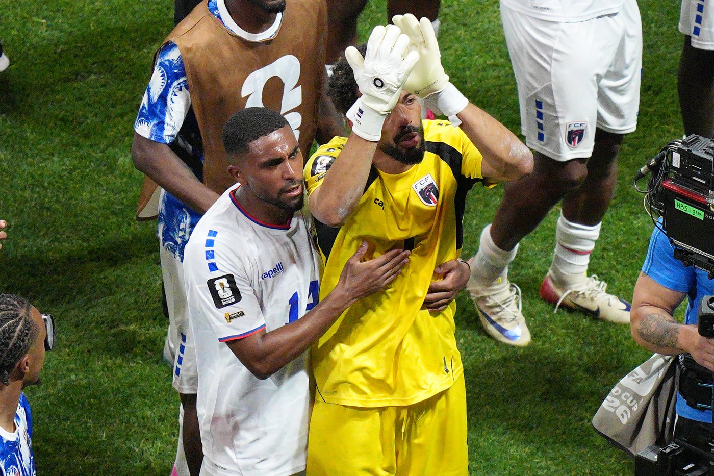 40-year-old Cape Verde goalkeeper Vozinha turns in a spectacular performance in his World Cup debut | iNFOnews.ca 40-year-old Cape Verde goalkeeper Vozinha turns in a spectacular performance in his World Cup debut | iNFOnews.ca