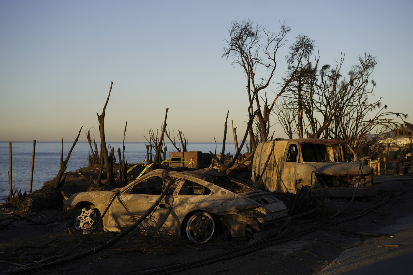 Wildfires latest: An additional 84,000 people could be ordered to evacuate, officials warn | iNFOnews.ca Wildfires latest: An additional 84,000 people could be ordered to evacuate, officials warn | iNFOnews.ca