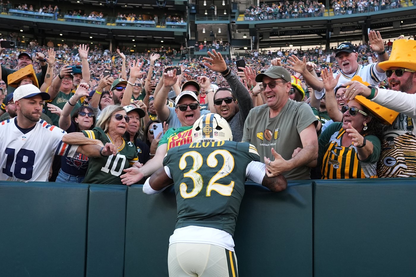 Packers need more from their ground game. MarShawn Lloyd's highlight-worthy TD offers some hope | iNFOnews.ca Packers need more from their ground game. MarShawn Lloyd's highlight-worthy TD offers some hope | iNFOnews.ca