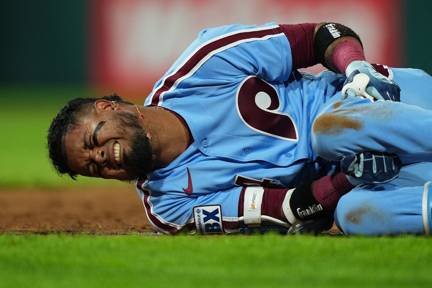 Luis Arraez suffers sprained left ankle as Phillies falter again with chance to clinch playoff spot | iNFOnews.ca