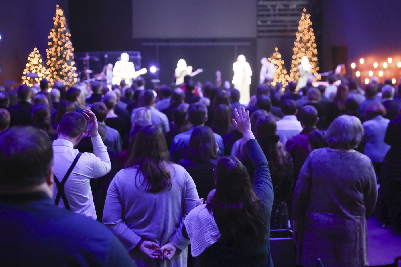 Community remembers teacher killed in Wisconsin school shooting as Christian with Southern roots | iNFOnews.ca Community remembers teacher killed in Wisconsin school shooting as Christian with Southern roots | iNFOnews.ca