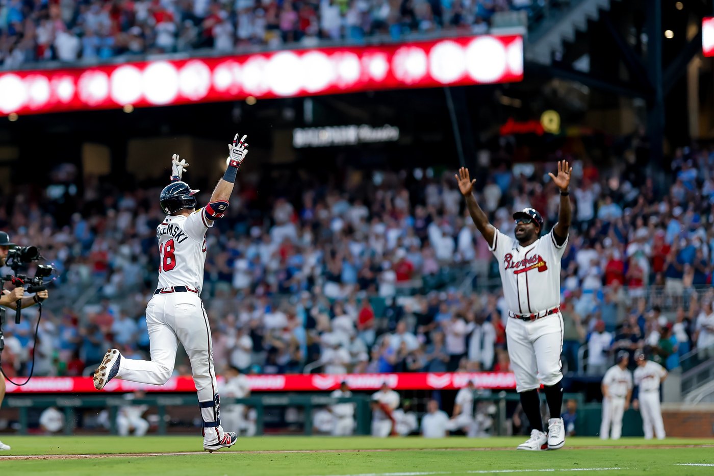 Braves overcome 3-run deficit to beat the Nationals 5-4 | iNFOnews.ca Braves overcome 3-run deficit to beat the Nationals 5-4 | iNFOnews.ca