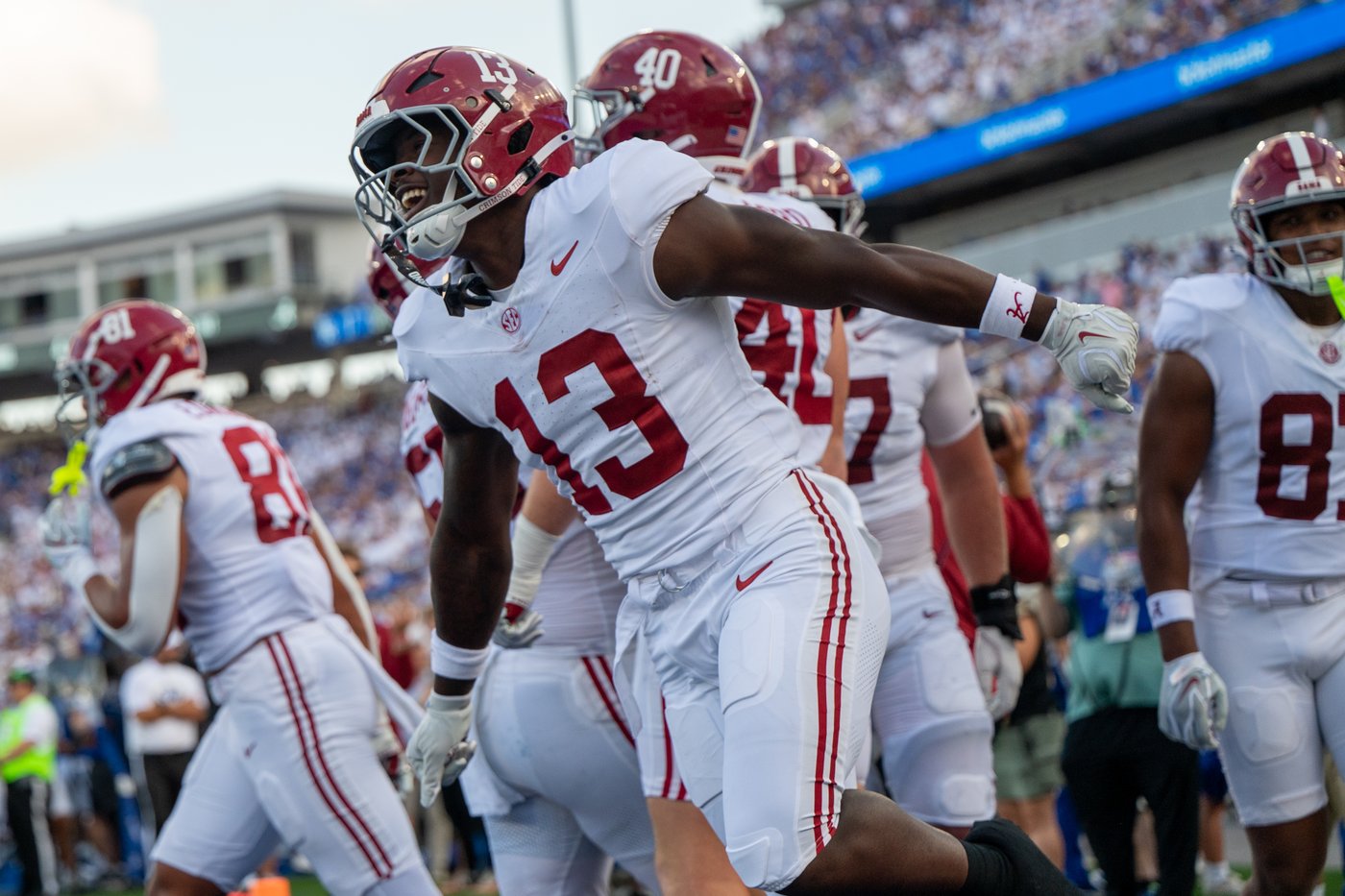 No. 12 Alabama overcomes halftime deficit to beat Kentucky 45-17 | iNFOnews.ca